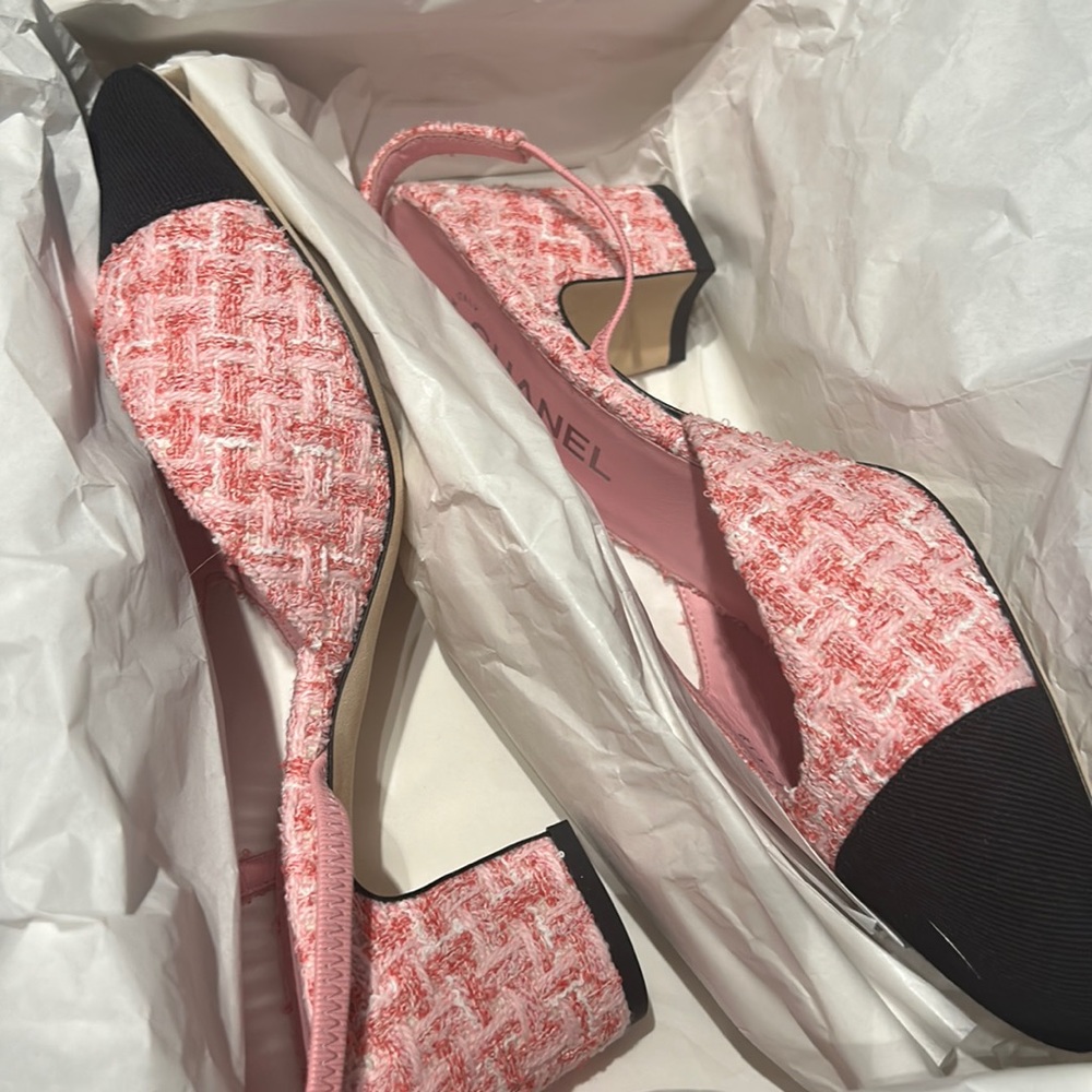 Chanel Pink Tweed Slingback